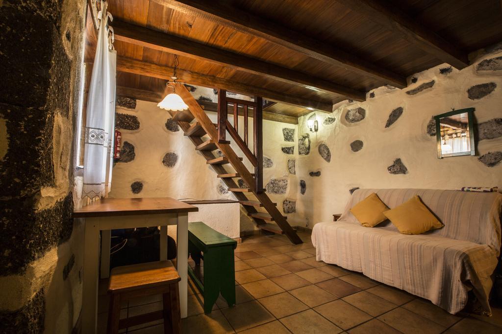 פרונטרה Casa Rural De Piedra מראה חיצוני תמונה